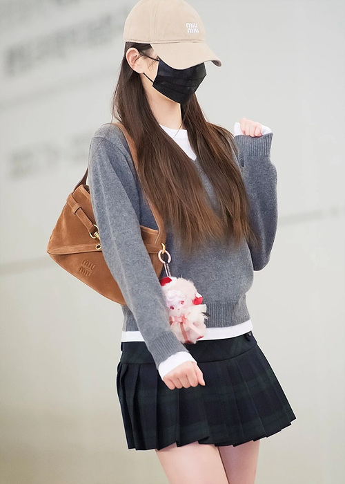 7c5b6ca9579e93f6cc5a092b94a4eefb_1761840914_7763.jpg 7c5b6ca9579e93f6cc5a092b94a4eefb_1761840914_7763.jpg