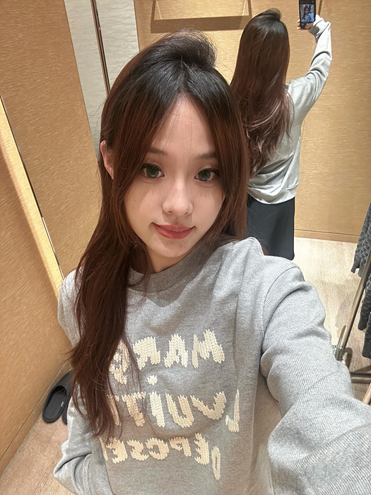 fea777fc4c6e2cb264e64663bccae1bf_1759751855_2751.jpg