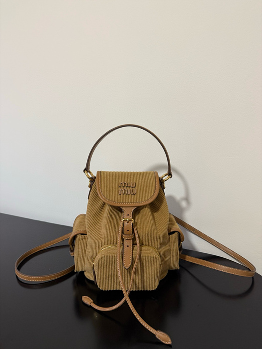 8588da00c90c9a9c947d67568e4f87e8_1763840982_9738.jpg 8588da00c90c9a9c947d67568e4f87e8_1763840982_9738.jpg