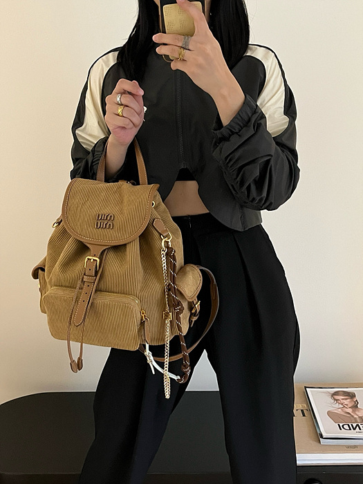 8588da00c90c9a9c947d67568e4f87e8_1763840990_7512.jpg 8588da00c90c9a9c947d67568e4f87e8_1763840990_7512.jpg