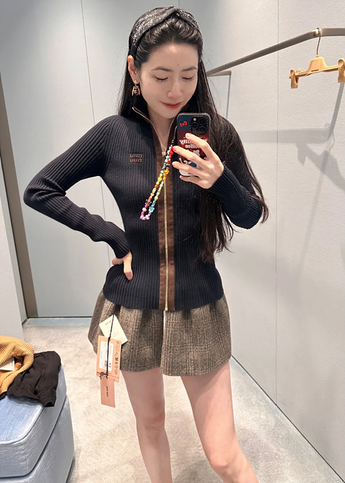 88375b3538365b8d98ba212be83b6201_1764321236_2297.jpg 88375b3538365b8d98ba212be83b6201_1764321236_2297.jpg