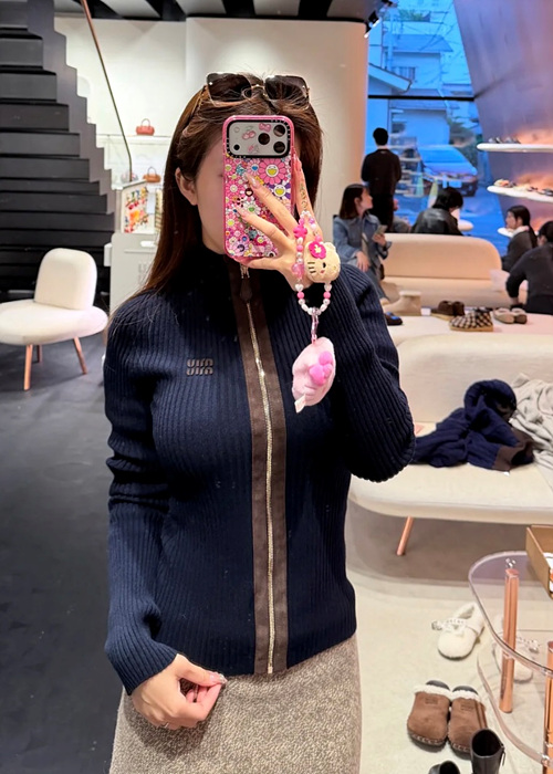 88375b3538365b8d98ba212be83b6201_1764321236_4328.jpg 88375b3538365b8d98ba212be83b6201_1764321236_4328.jpg