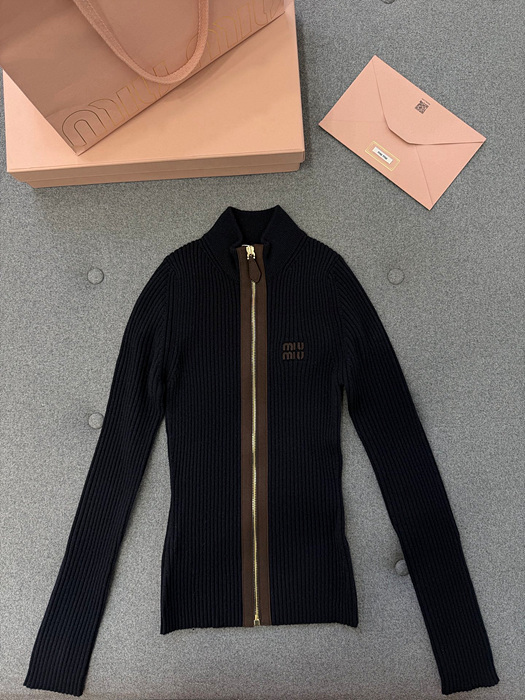 88375b3538365b8d98ba212be83b6201_1764321236_6182.jpg 88375b3538365b8d98ba212be83b6201_1764321236_6182.jpg