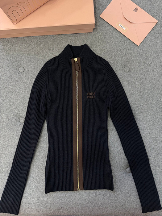 88375b3538365b8d98ba212be83b6201_1764321236_8148.jpg 88375b3538365b8d98ba212be83b6201_1764321236_8148.jpg