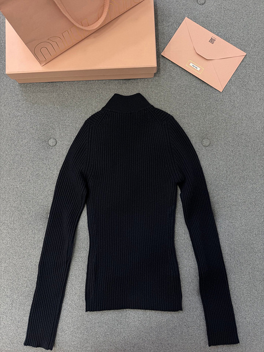 88375b3538365b8d98ba212be83b6201_1764321237_7374.jpg 88375b3538365b8d98ba212be83b6201_1764321237_7374.jpg