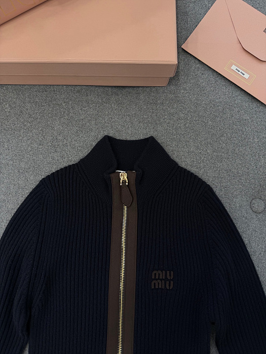 88375b3538365b8d98ba212be83b6201_1764321238_2822.jpg 88375b3538365b8d98ba212be83b6201_1764321238_2822.jpg