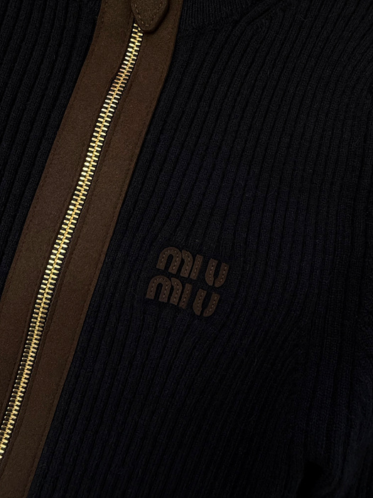 88375b3538365b8d98ba212be83b6201_1764321238_4636.jpg 88375b3538365b8d98ba212be83b6201_1764321238_4636.jpg