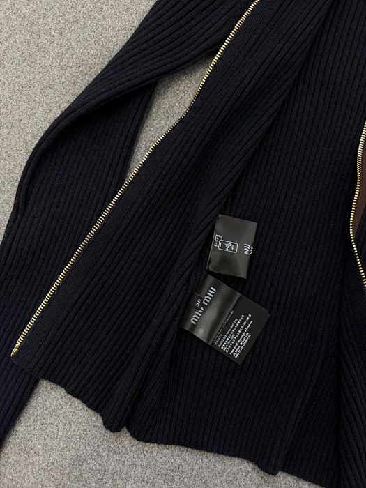 88375b3538365b8d98ba212be83b6201_1764321239_227.jpg 88375b3538365b8d98ba212be83b6201_1764321239_227.jpg