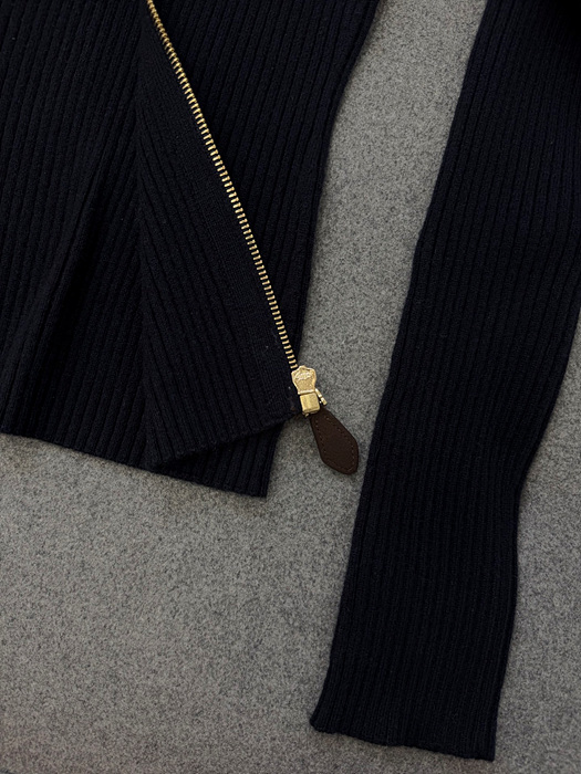 88375b3538365b8d98ba212be83b6201_1764321239_5967.jpg 88375b3538365b8d98ba212be83b6201_1764321239_5967.jpg