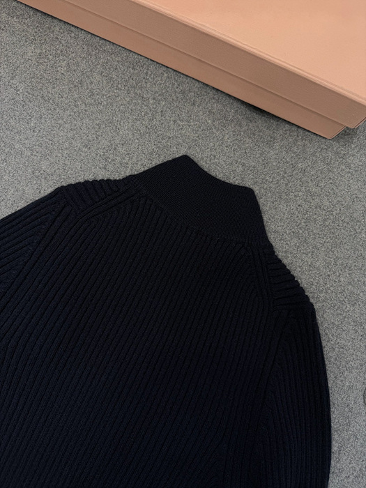 88375b3538365b8d98ba212be83b6201_1764321239_7761.jpg 88375b3538365b8d98ba212be83b6201_1764321239_7761.jpg