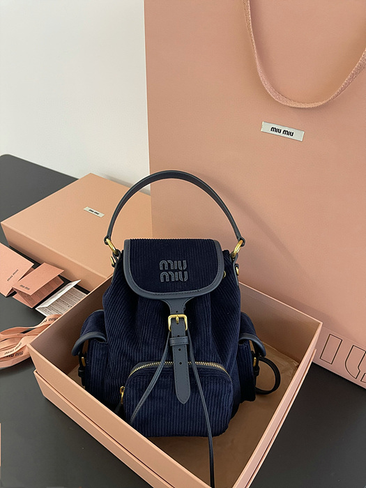 926b62e0938ac8c33d2f5f1f6b253cd4_1764119524_5786.jpg 926b62e0938ac8c33d2f5f1f6b253cd4_1764119524_5786.jpg