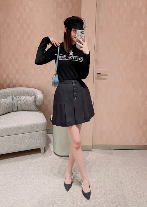 c87cbb15d0c5cabebf78c91c3d48827b_1763838859_567.jpg c87cbb15d0c5cabebf78c91c3d48827b_1763838859_567.jpg