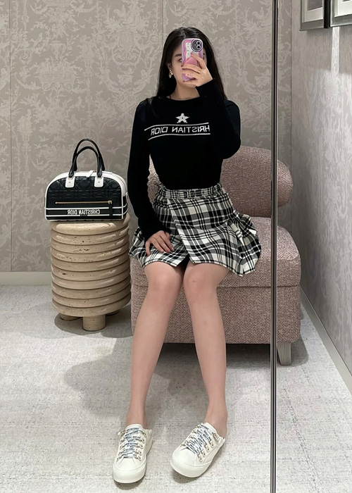 c87cbb15d0c5cabebf78c91c3d48827b_1763838859_9766.jpg c87cbb15d0c5cabebf78c91c3d48827b_1763838859_9766.jpg