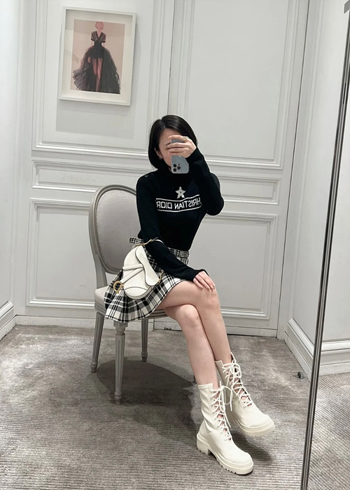 c87cbb15d0c5cabebf78c91c3d48827b_1763838860_7383.jpg c87cbb15d0c5cabebf78c91c3d48827b_1763838860_7383.jpg