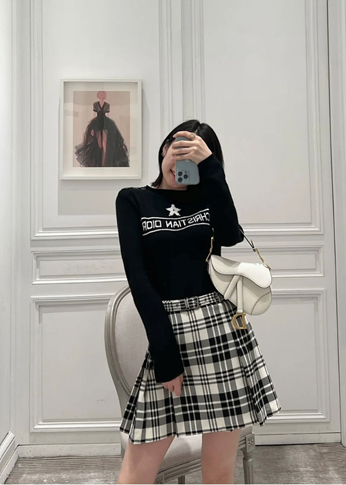 c87cbb15d0c5cabebf78c91c3d48827b_1763838860_9127.jpg c87cbb15d0c5cabebf78c91c3d48827b_1763838860_9127.jpg