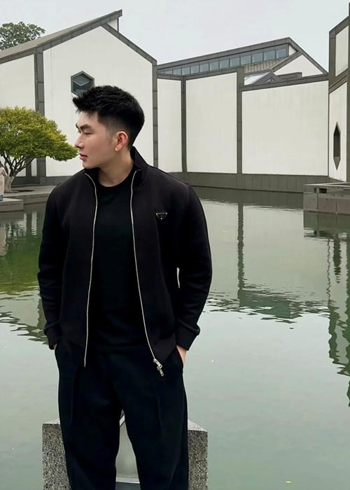 d1da8e845eaa4a5882edbe219c44432d_1764320855_7854.jpg d1da8e845eaa4a5882edbe219c44432d_1764320855_7854.jpg