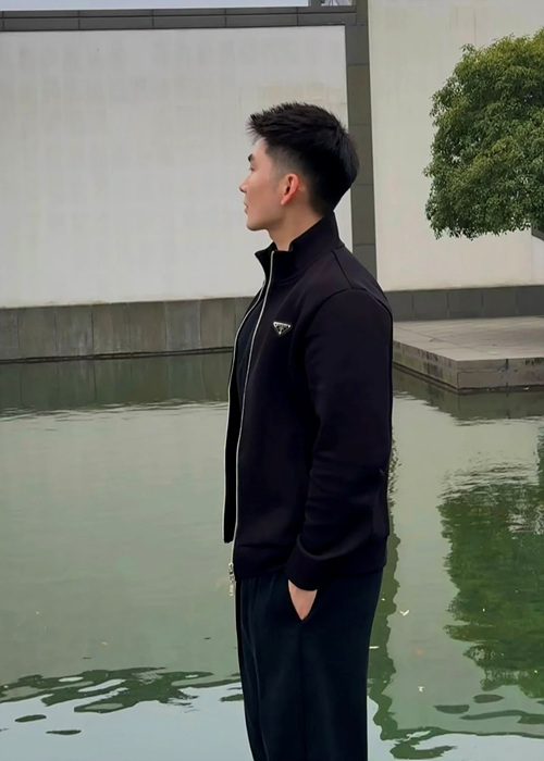 d1da8e845eaa4a5882edbe219c44432d_1764320855_9884.jpg d1da8e845eaa4a5882edbe219c44432d_1764320855_9884.jpg