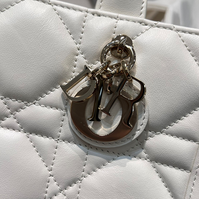 388219b8998a45935840d426dd52f60d_1764789293_2287.jpg 388219b8998a45935840d426dd52f60d_1764789293_2287.jpg