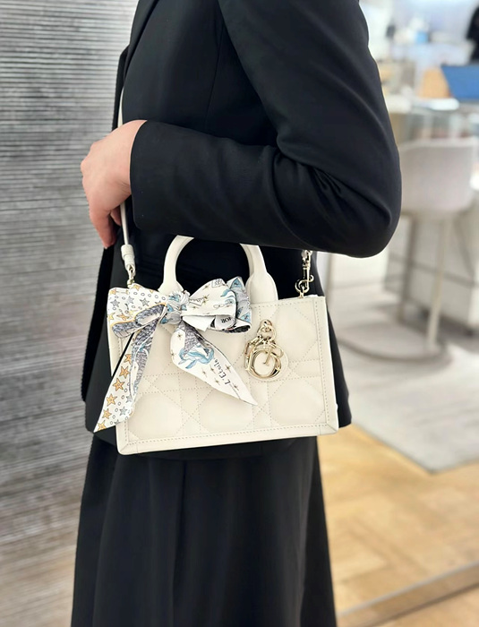 388219b8998a45935840d426dd52f60d_1764789294_581.jpg 388219b8998a45935840d426dd52f60d_1764789294_581.jpg