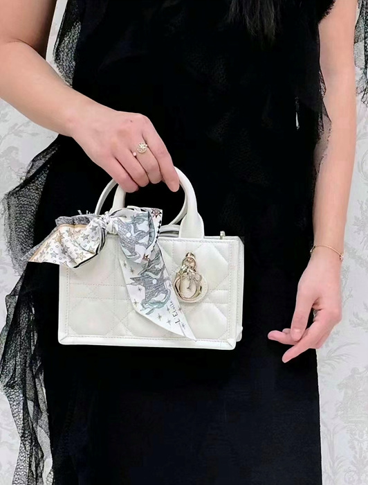 388219b8998a45935840d426dd52f60d_1764789295_5445.jpg 388219b8998a45935840d426dd52f60d_1764789295_5445.jpg