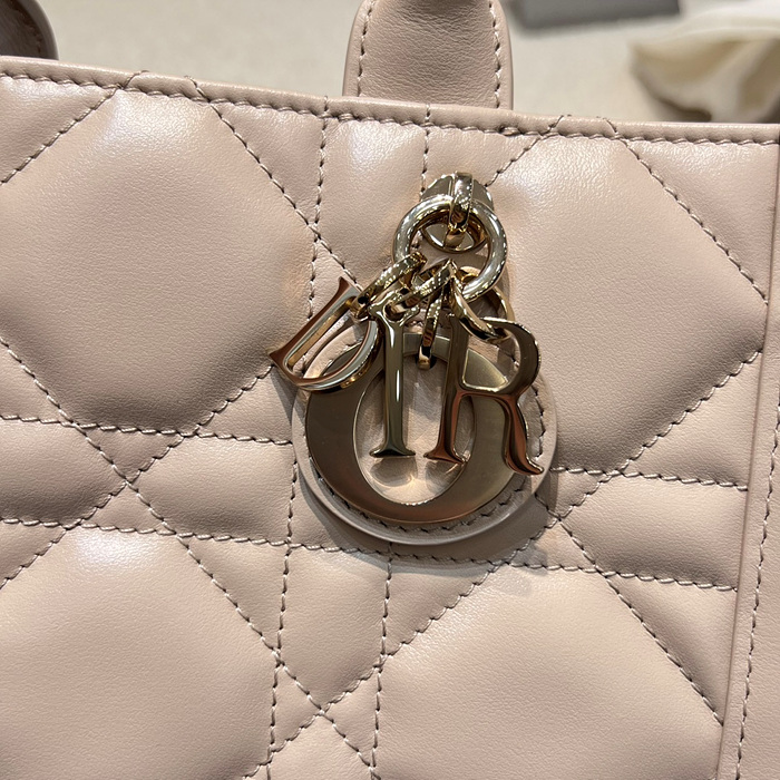 388219b8998a45935840d426dd52f60d_1764789355_7793.jpg 388219b8998a45935840d426dd52f60d_1764789355_7793.jpg