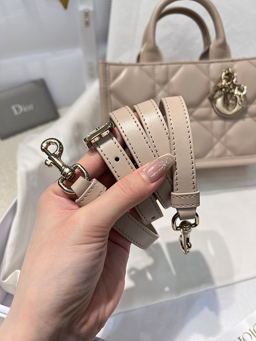 388219b8998a45935840d426dd52f60d_1764789355_9788.jpg 388219b8998a45935840d426dd52f60d_1764789355_9788.jpg