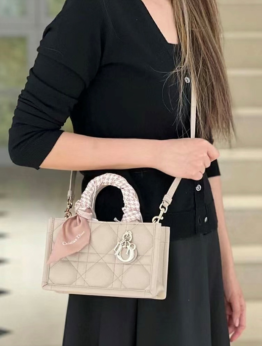 388219b8998a45935840d426dd52f60d_1764789357_3868.jpg 388219b8998a45935840d426dd52f60d_1764789357_3868.jpg