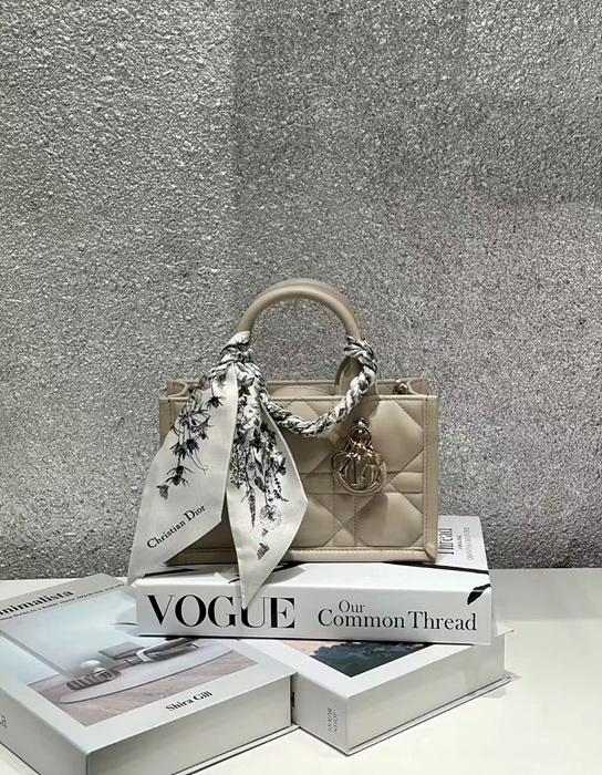 388219b8998a45935840d426dd52f60d_1764789357_801.jpg 388219b8998a45935840d426dd52f60d_1764789357_801.jpg