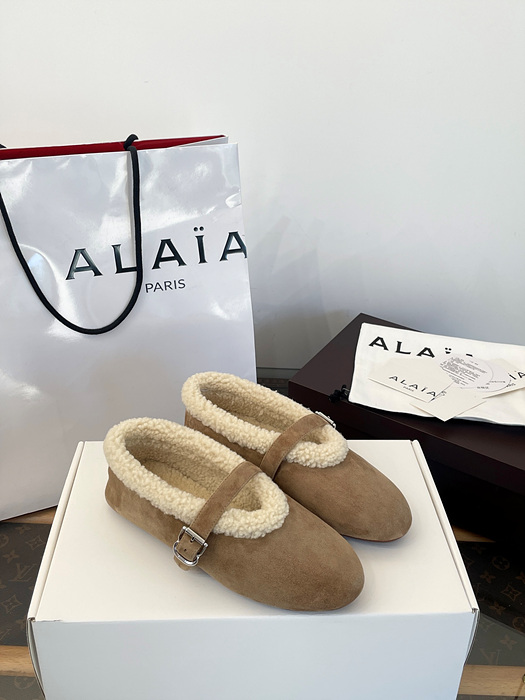 7ec72d9f546b4ae6b1b6e539fc7ec93d_1765082342_5407.jpg 7ec72d9f546b4ae6b1b6e539fc7ec93d_1765082342_5407.jpg