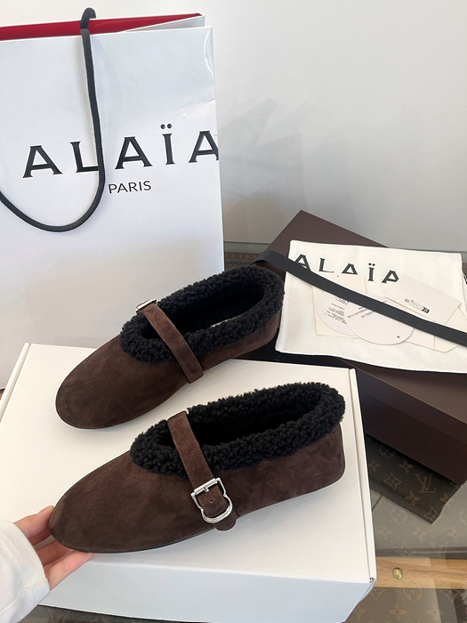 7ec72d9f546b4ae6b1b6e539fc7ec93d_1765082366_4606.jpg 7ec72d9f546b4ae6b1b6e539fc7ec93d_1765082366_4606.jpg