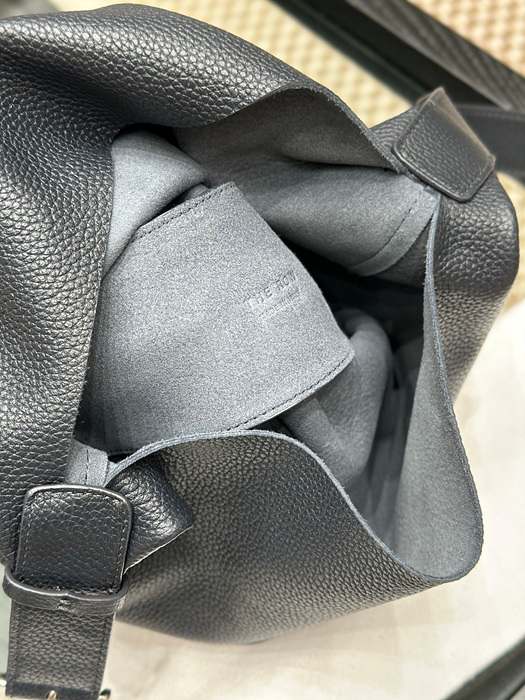 84ae95855d9443b11ffdf9ff1b23b963_1764901234_8836.jpg 84ae95855d9443b11ffdf9ff1b23b963_1764901234_8836.jpg