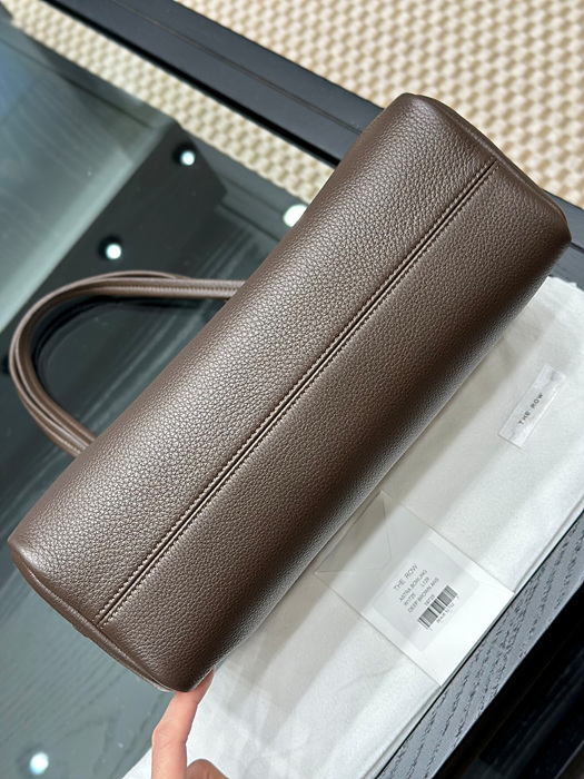 86dbb27ad6dd094e9a8c6d3e6ab4bfda_1764830995_6585.jpg 86dbb27ad6dd094e9a8c6d3e6ab4bfda_1764830995_6585.jpg