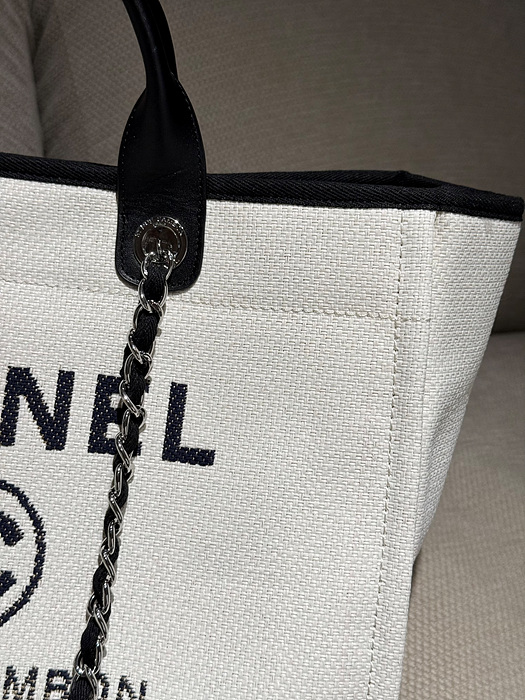 b79384659ba98af33978116b6c5df52c_1764714785_3639.jpg b79384659ba98af33978116b6c5df52c_1764714785_3639.jpg