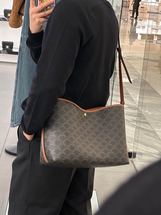 bffe26fd7ecdb485f22f744a366944f6_1764715444_7316.jpg bffe26fd7ecdb485f22f744a366944f6_1764715444_7316.jpg