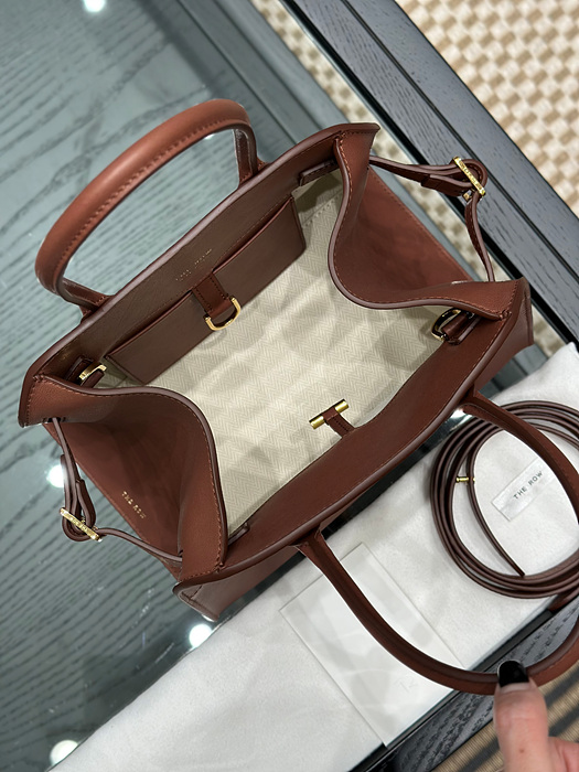 caee2d62721dcbe69cea9c2865293adf_1764902242_055.jpg caee2d62721dcbe69cea9c2865293adf_1764902242_055.jpg