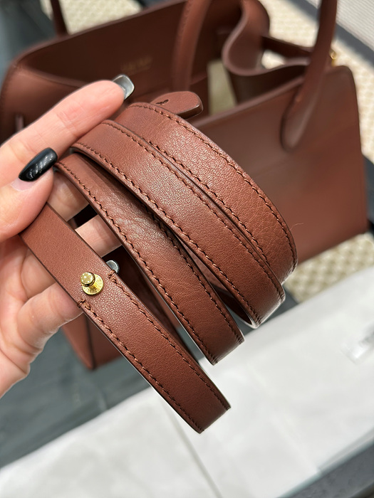 caee2d62721dcbe69cea9c2865293adf_1764902242_4108.jpg caee2d62721dcbe69cea9c2865293adf_1764902242_4108.jpg