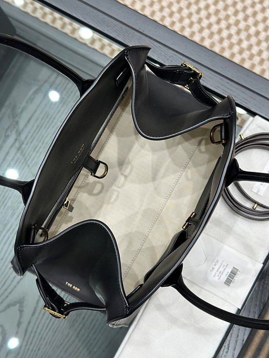 cf496f1a2776ad265cc31fe5be54eaf2_1764902631_8287.jpg cf496f1a2776ad265cc31fe5be54eaf2_1764902631_8287.jpg