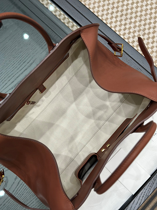 d2942b6d4269c414d34f044efacbc106_1764902826_4389.jpg d2942b6d4269c414d34f044efacbc106_1764902826_4389.jpg