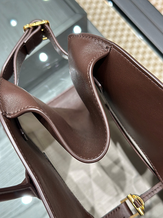 d2942b6d4269c414d34f044efacbc106_1764902879_5679.jpg d2942b6d4269c414d34f044efacbc106_1764902879_5679.jpg