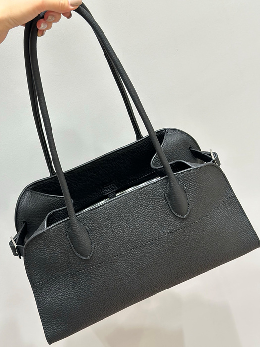 d2942b6d4269c414d34f044efacbc106_1764903500_5676.jpg d2942b6d4269c414d34f044efacbc106_1764903500_5676.jpg