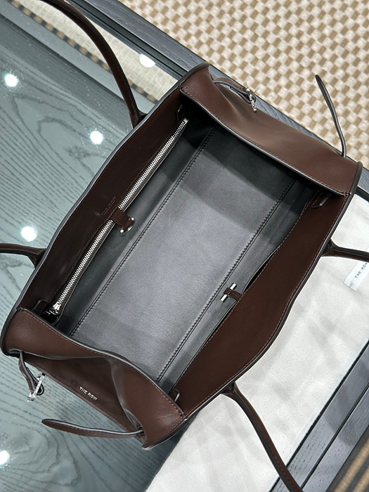 d8dd563eddf680f1b5b833e2ac908276_1764903747_2501.jpg d8dd563eddf680f1b5b833e2ac908276_1764903747_2501.jpg