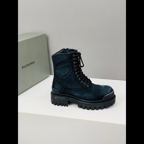 balenciag* 스트라이크 워커