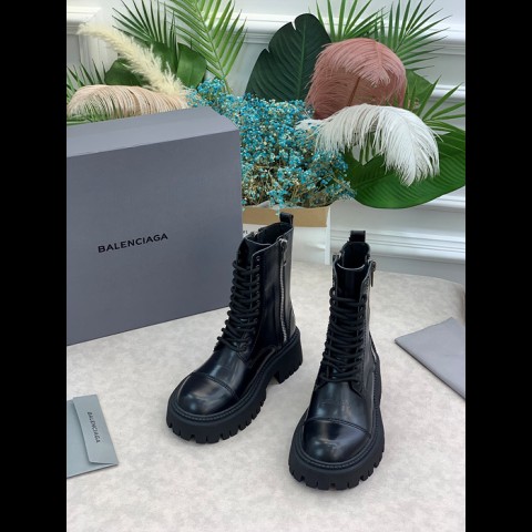 balenciag* 레이스업 부츠 (굽 5cm)