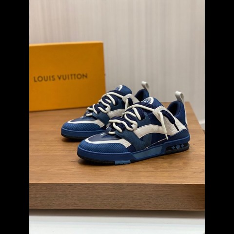 lv 스케이트 스니커즈