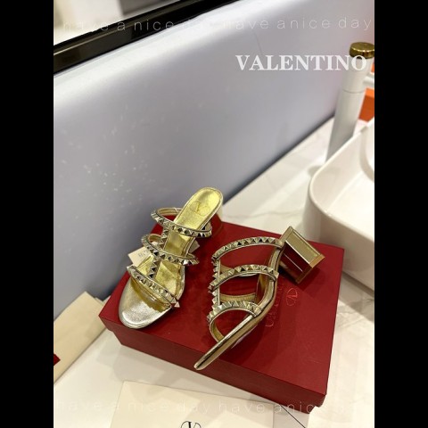 valenti*o 락스터드 슬리퍼 (굽 6cm)