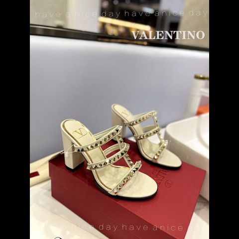 valenti*o 락스터드 슬리퍼 (굽 9cm)