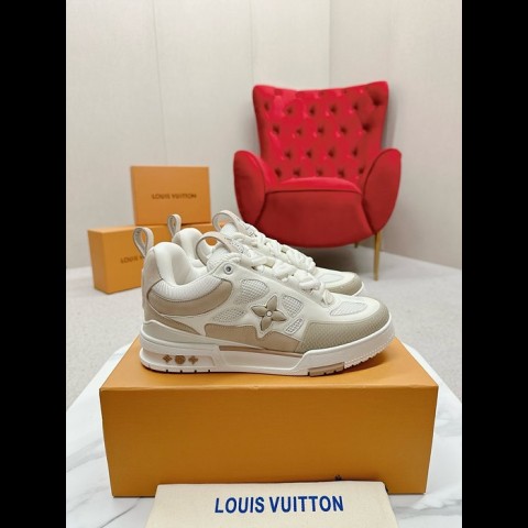 lv 스케이트 스니커즈