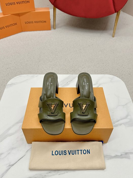 lv 슬리퍼