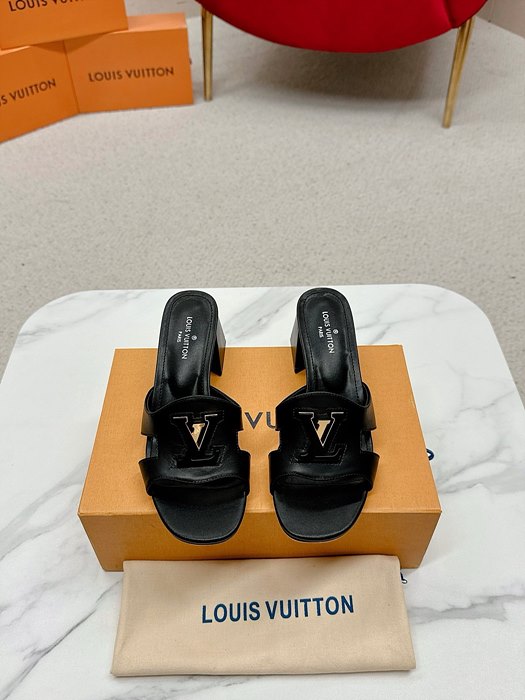 lv 슬리퍼