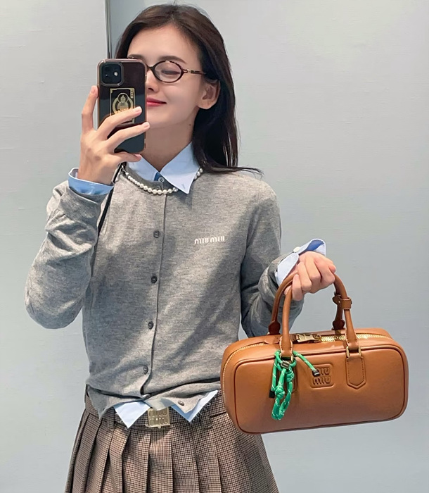 miu mi* 아르카디 가죽백 라지 5bb148 [정품급]
